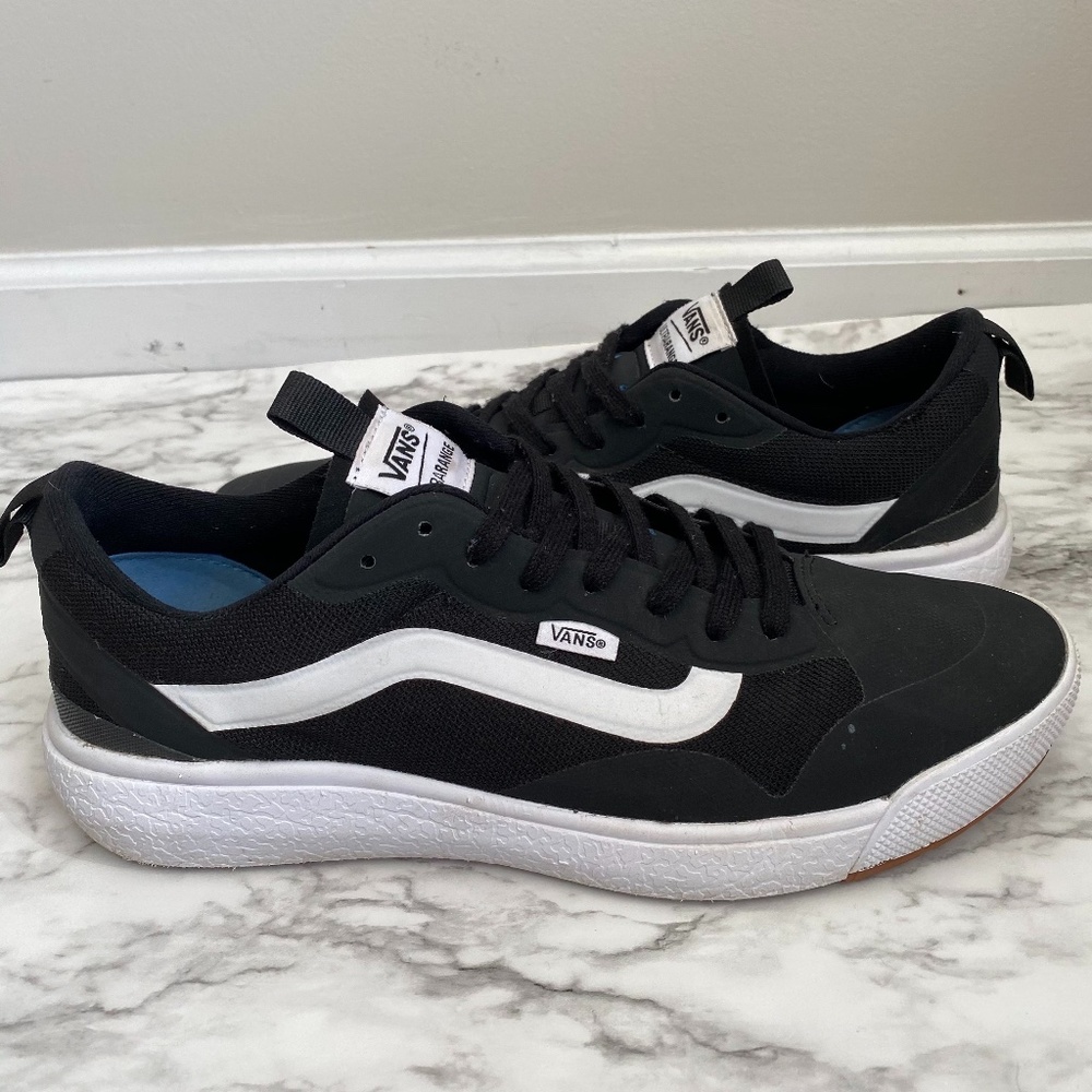 Vans Ultrarange Exo Size 10